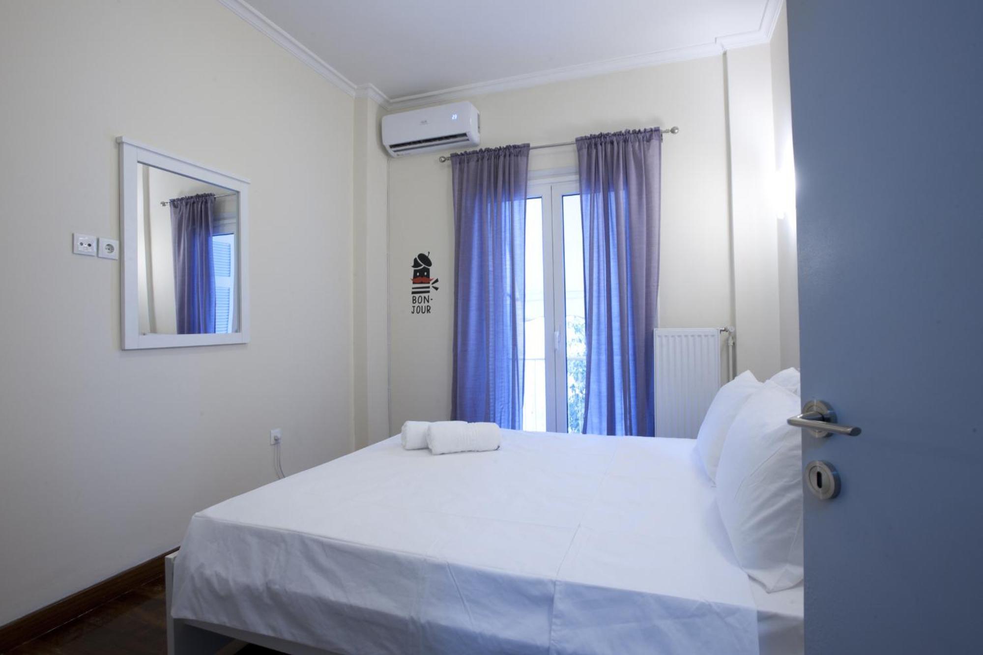 Comfortable Apartment At The Foot Of The Odeon Of Herodes Atticus Афіни Екстер'єр фото